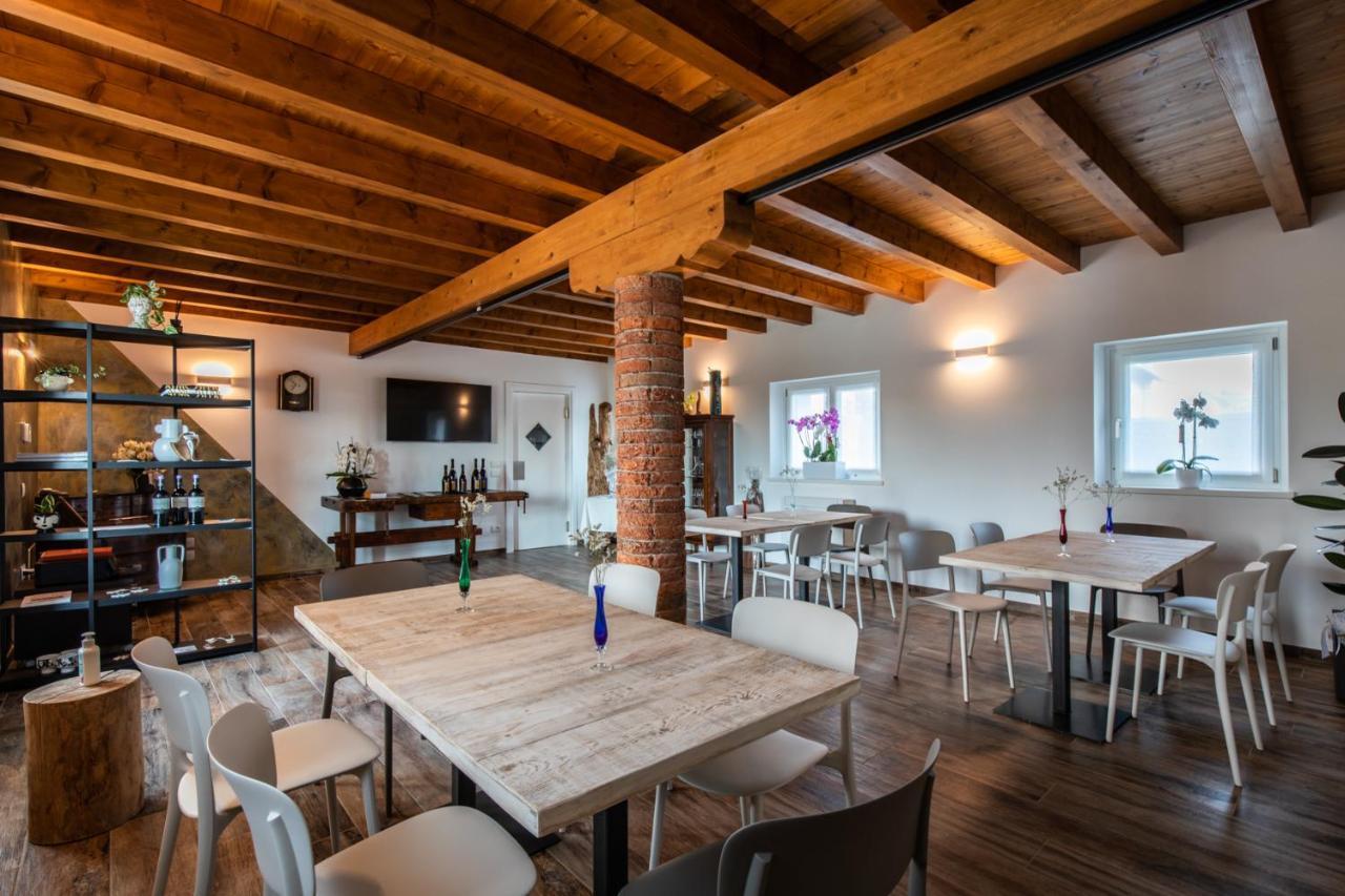 Atmosfere Charme & Country Hotel Borgo San Mauro Buitenkant foto